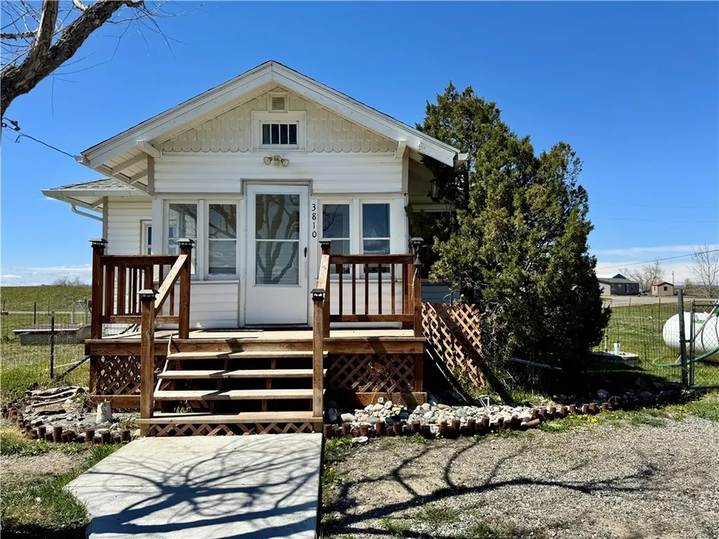 3810 Homer Davis Road Shepherd MT 59079