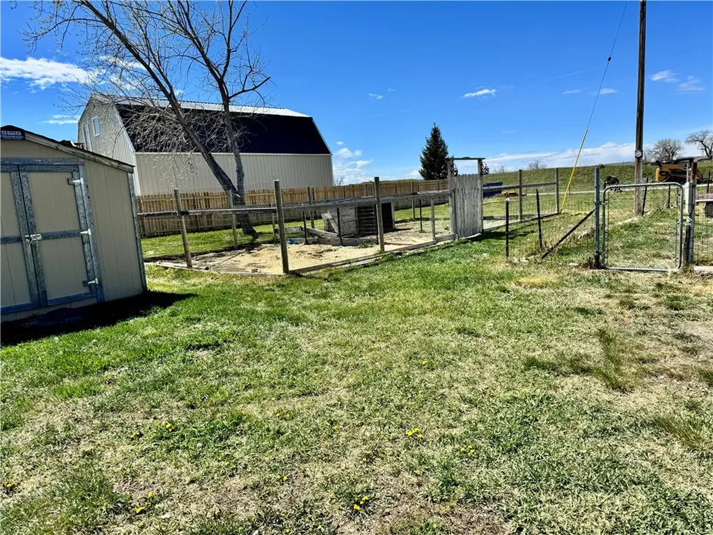 3810 Homer Davis Road Shepherd MT 59079