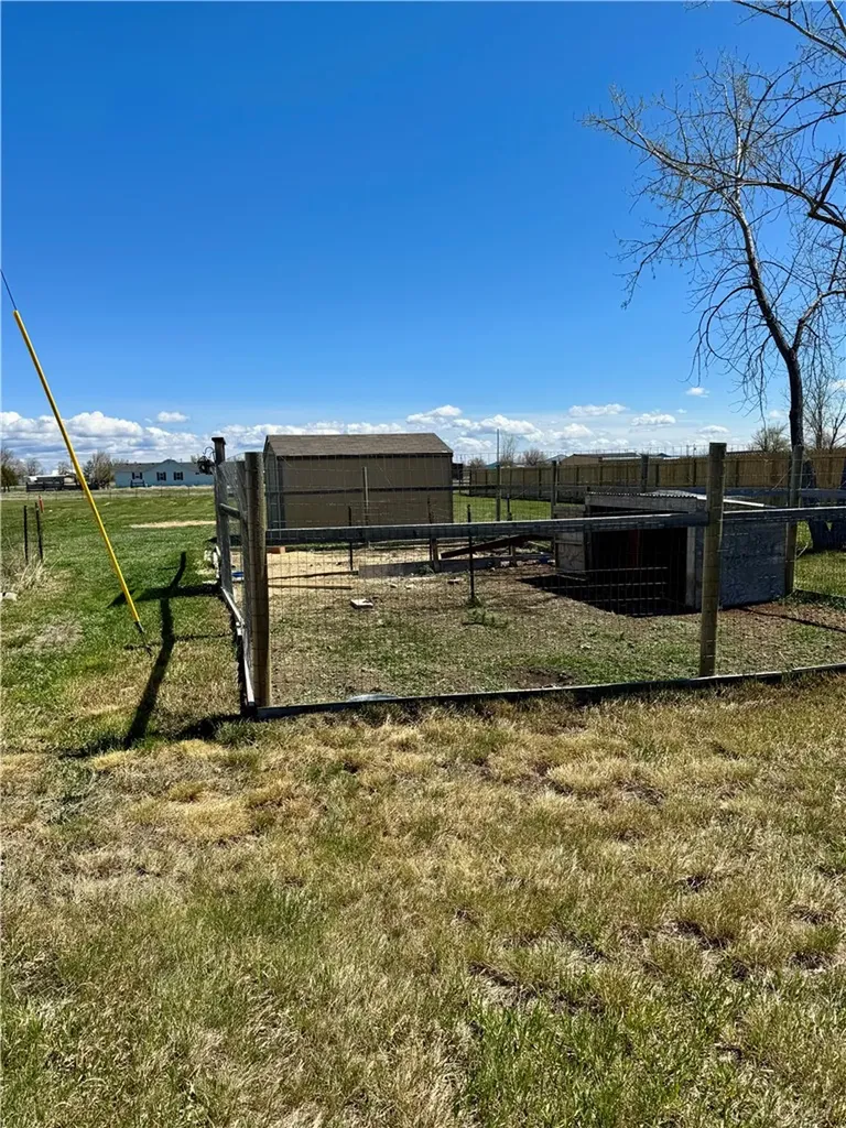 3810 Homer Davis Road Shepherd MT 59079