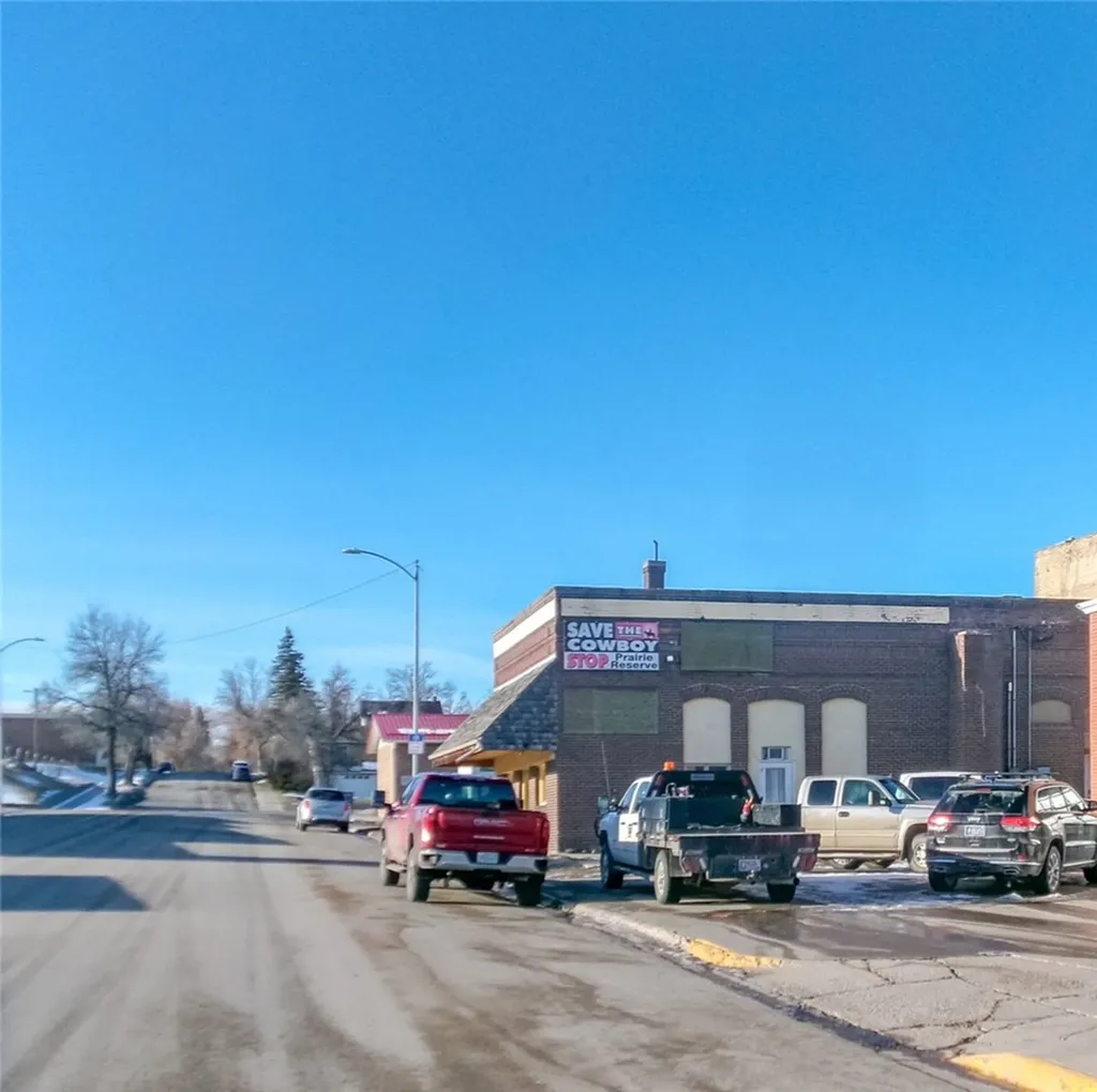 510 W Janeaux Street Lewistown MT 59457
