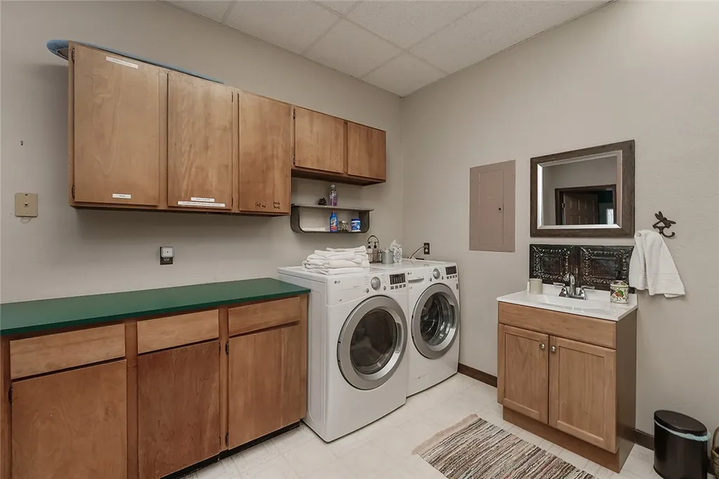 21 Rosebud Road Roscoe MT 59071