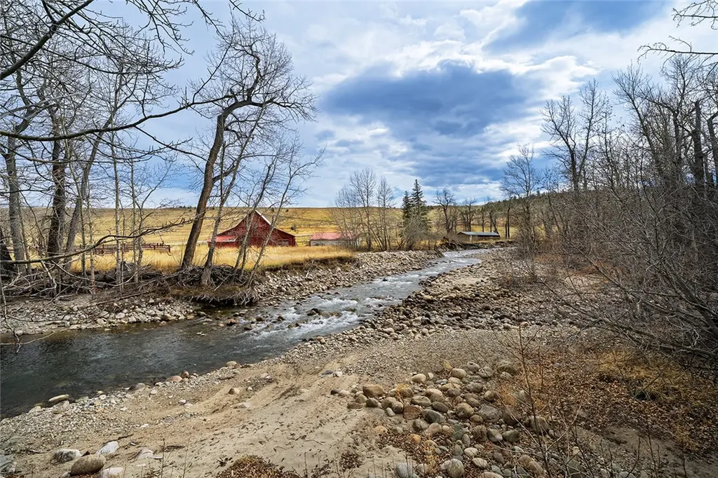21 Rosebud Road Roscoe MT 59071
