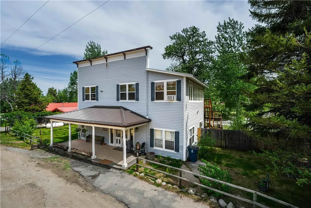 21 Rosebud Road Roscoe MT 59071