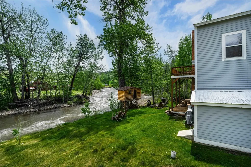 21 Rosebud Road Roscoe MT 59071