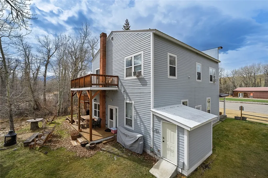 21 Rosebud Road Roscoe MT 59071