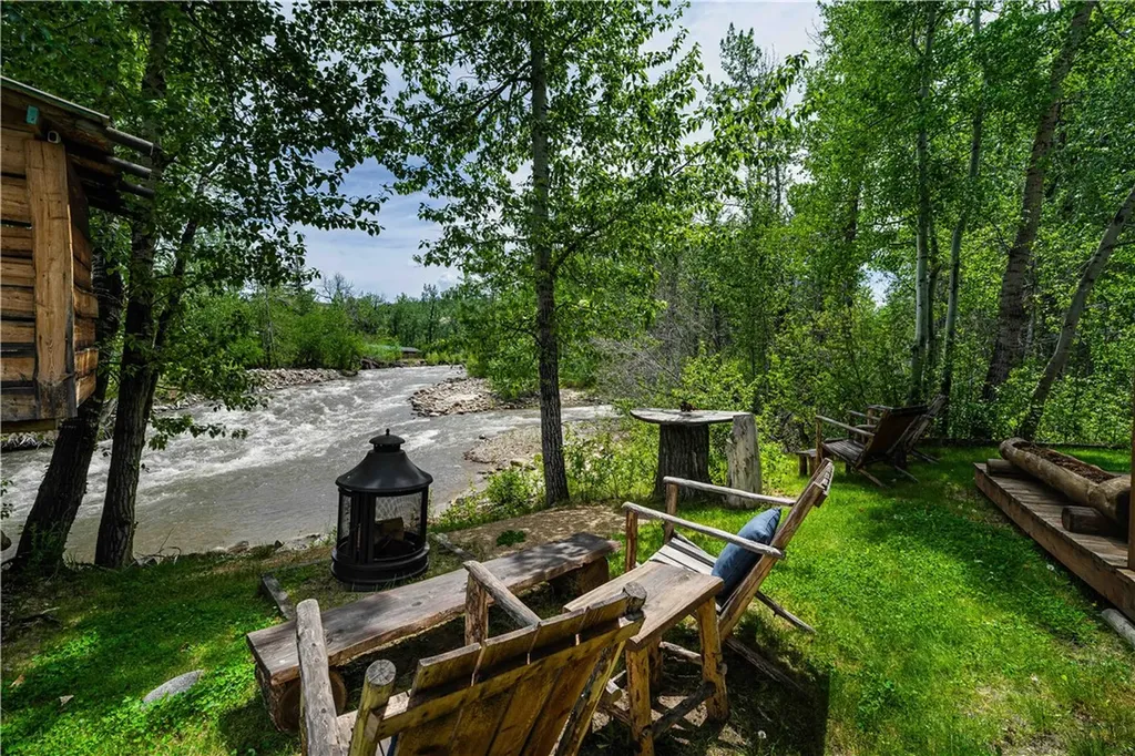 21 Rosebud Road Roscoe MT 59071