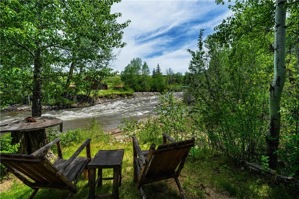 21 Rosebud Road Roscoe MT 59071
