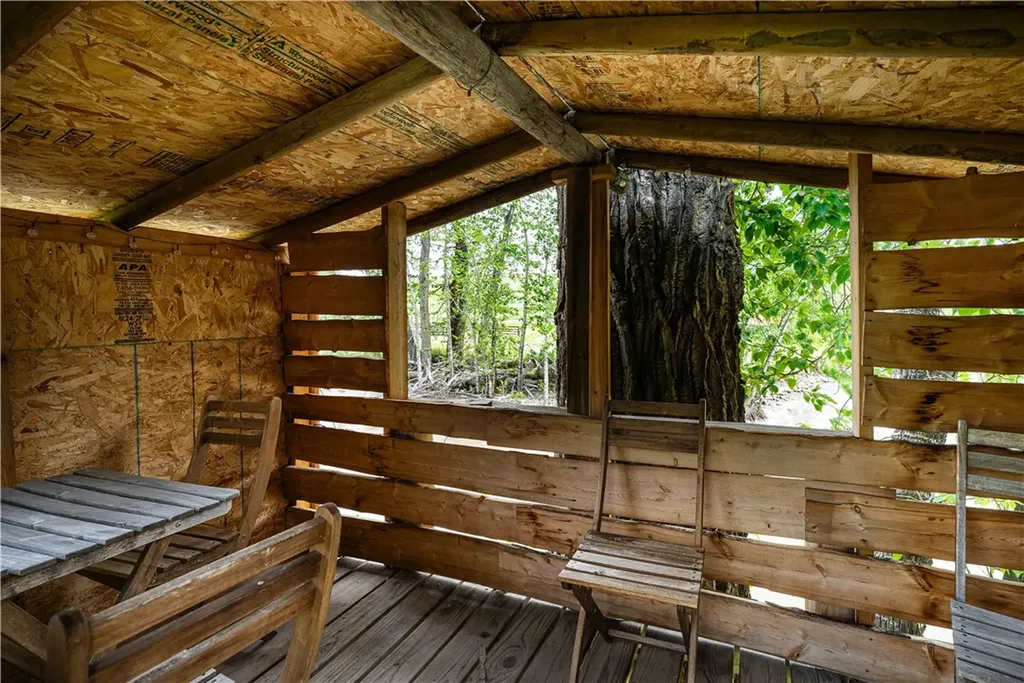 21 Rosebud Road Roscoe MT 59071