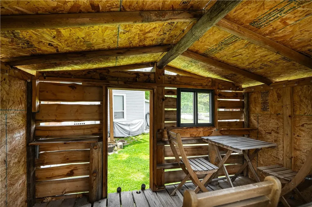 21 Rosebud Road Roscoe MT 59071