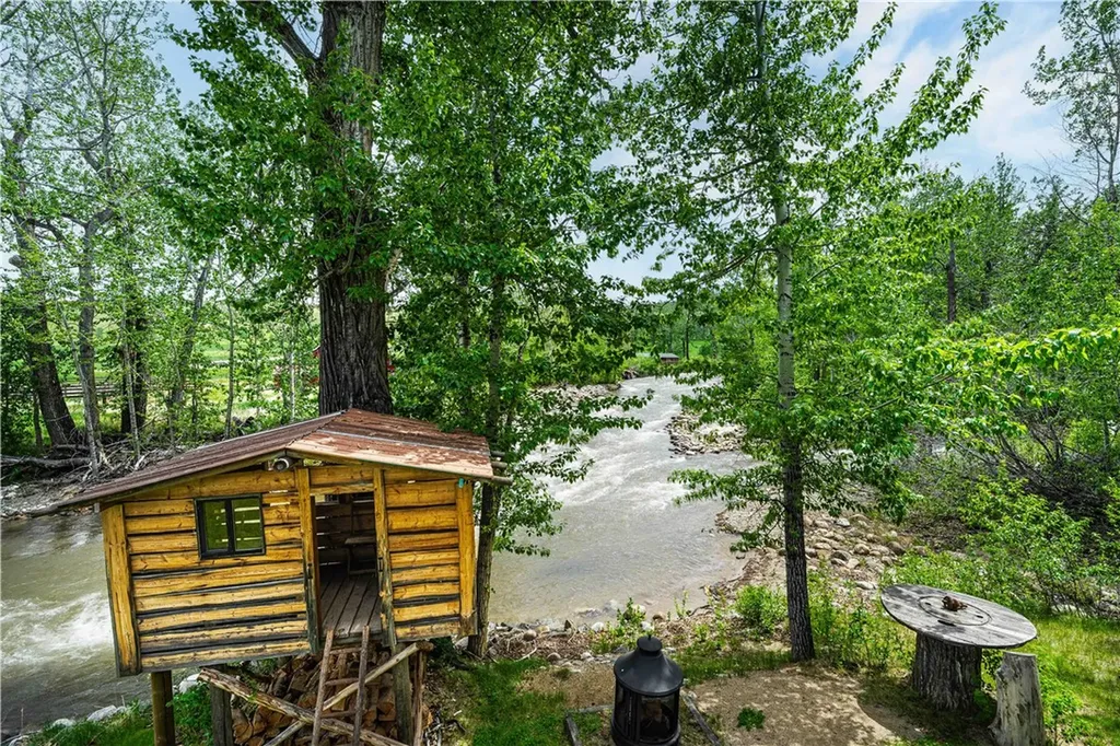 21 Rosebud Road Roscoe MT 59071