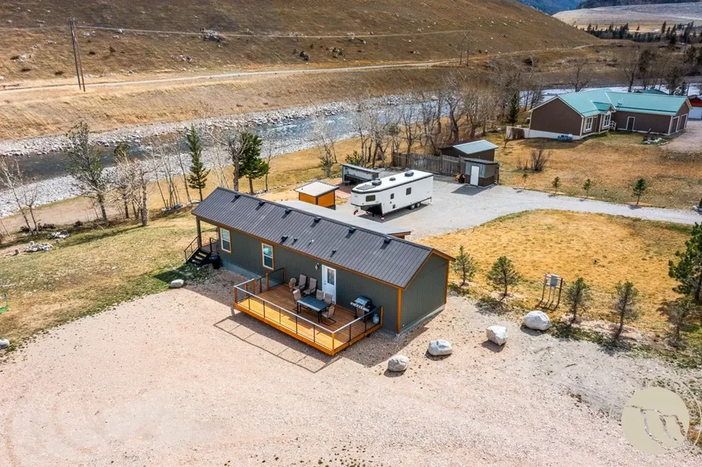 2493 Nye Road Nye MT 59061