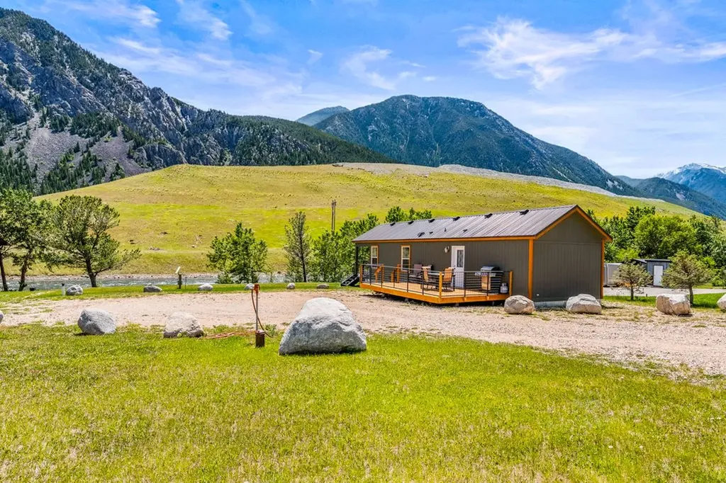 2493 Nye Road Nye MT 59061