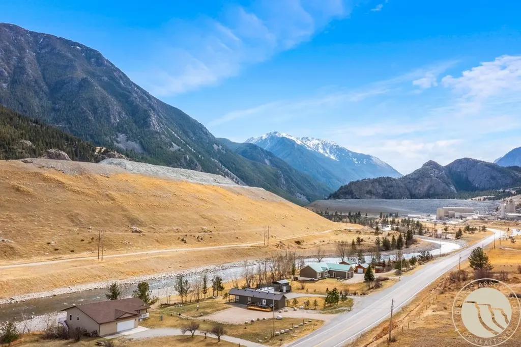 2493 Nye Road Nye MT 59061