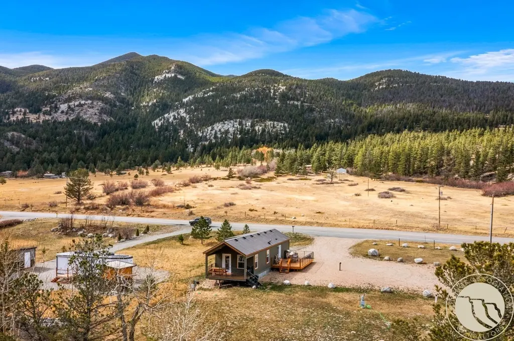 2493 Nye Road Nye MT 59061