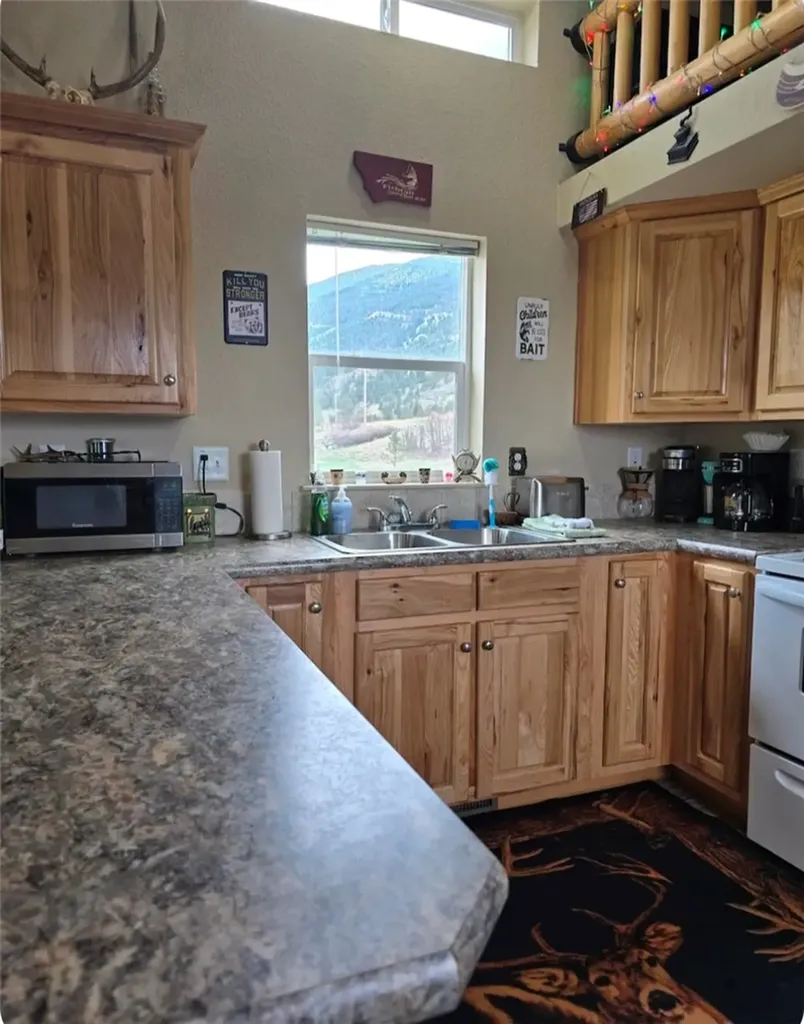 2493 Nye Road Nye MT 59061