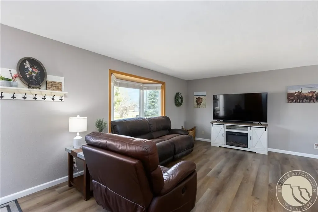 739 Briar Place Billings MT 59102