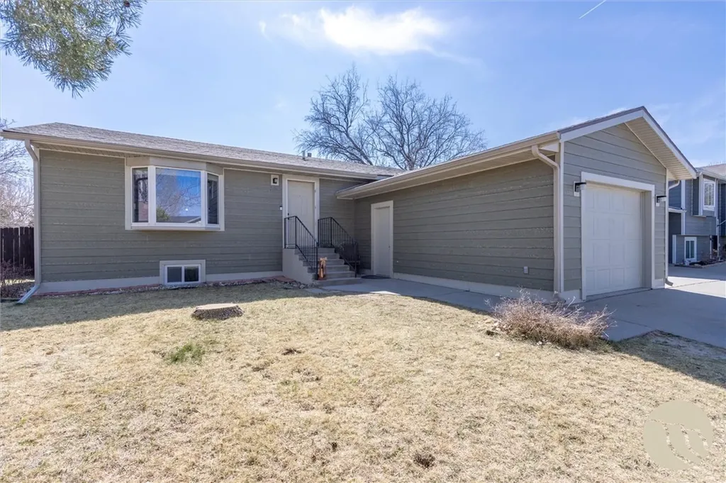 739 Briar Place Billings MT 59102