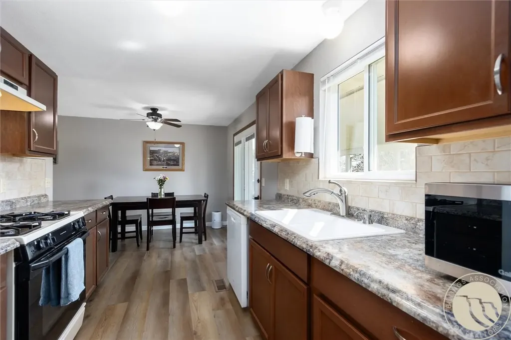 739 Briar Place Billings MT 59102