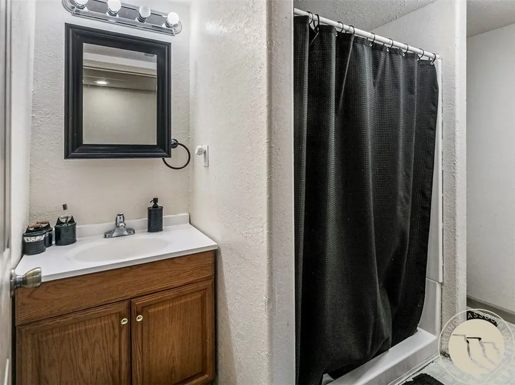 140 Annin Avenue Columbus MT 59019