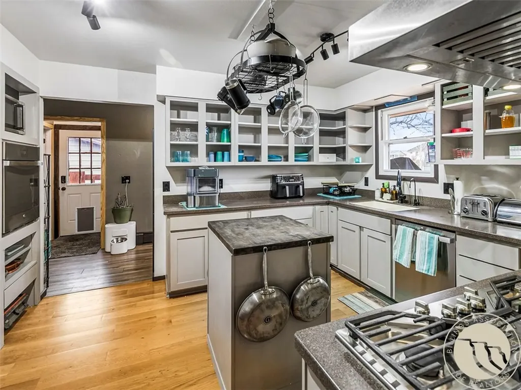 140 Annin Avenue Columbus MT 59019