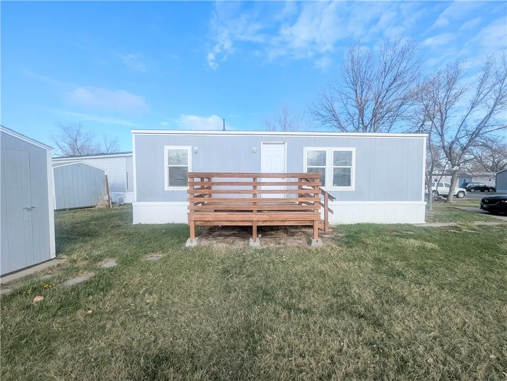 1101 Sunhaven Laurel MT 59044