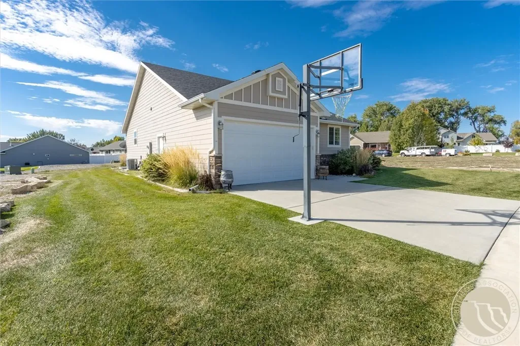 1712 Paynes Place Laurel MT 59044