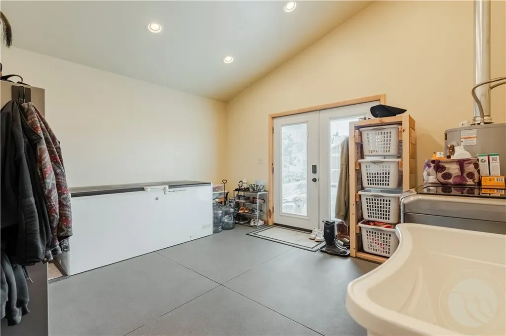 3230 Rocky Ridge Road Molt MT 59057