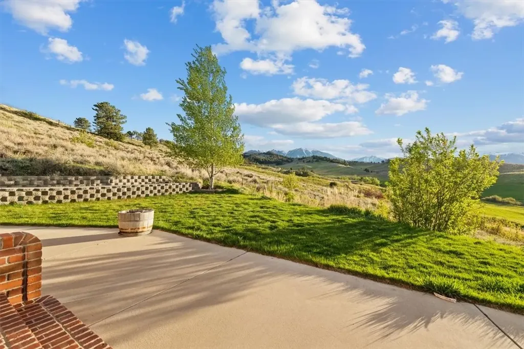 46 Sage Run Lane Red Lodge MT 59068