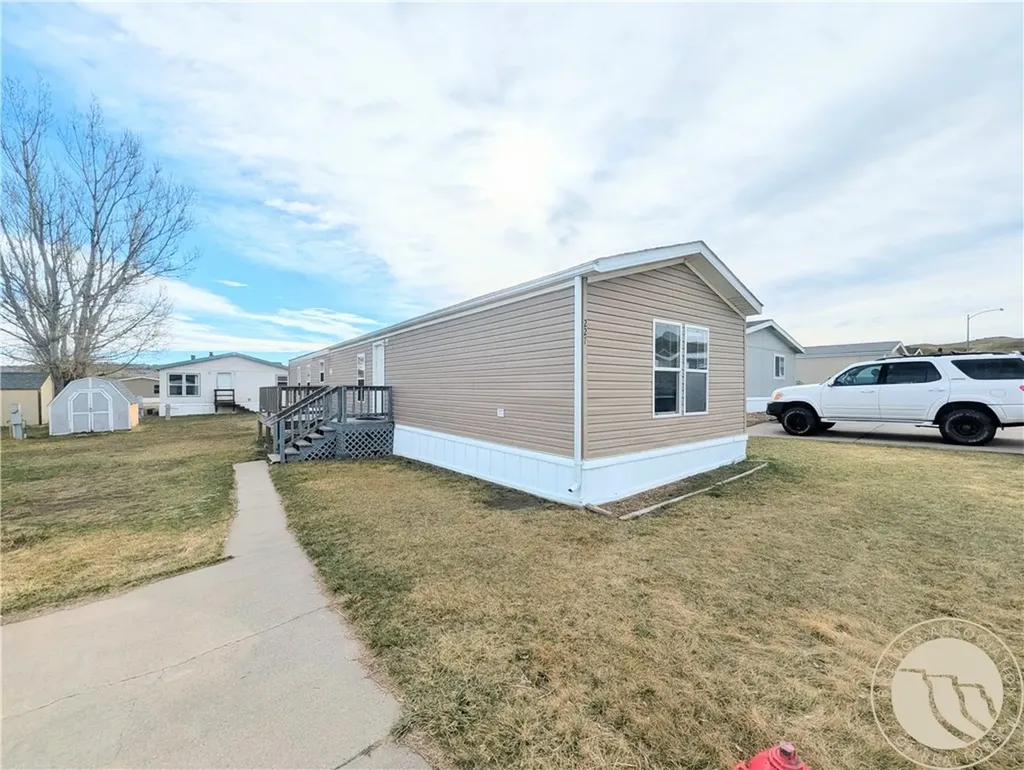 2224 Highway 87 E #227 Billings MT 59101