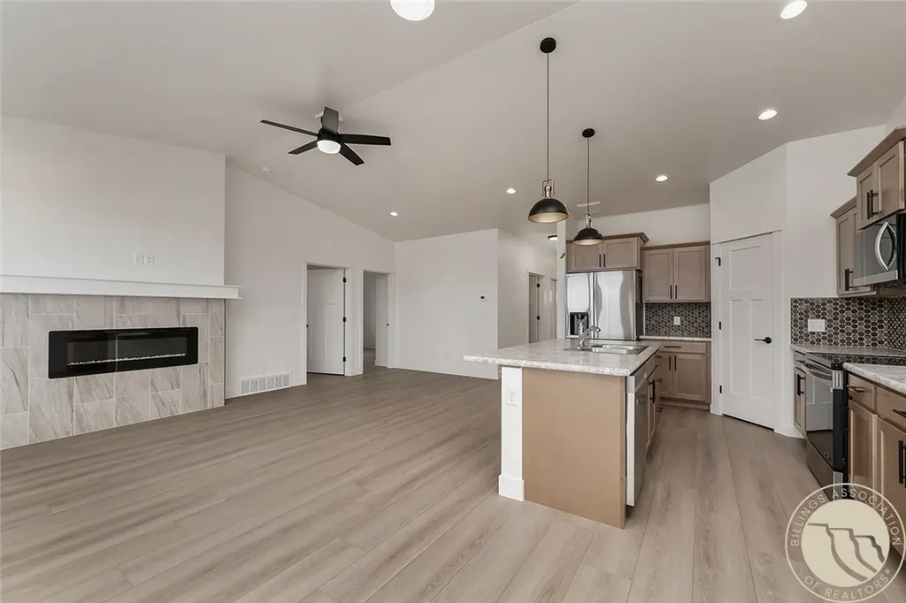 937 Madrid Drive Billings MT 59105