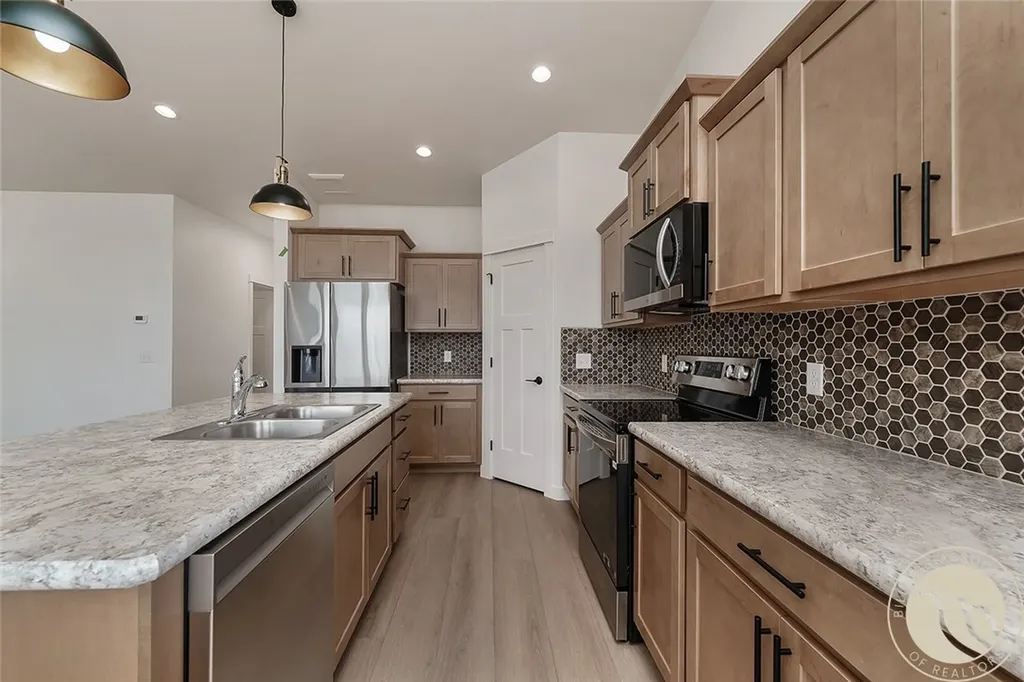 937 Madrid Drive Billings MT 59105