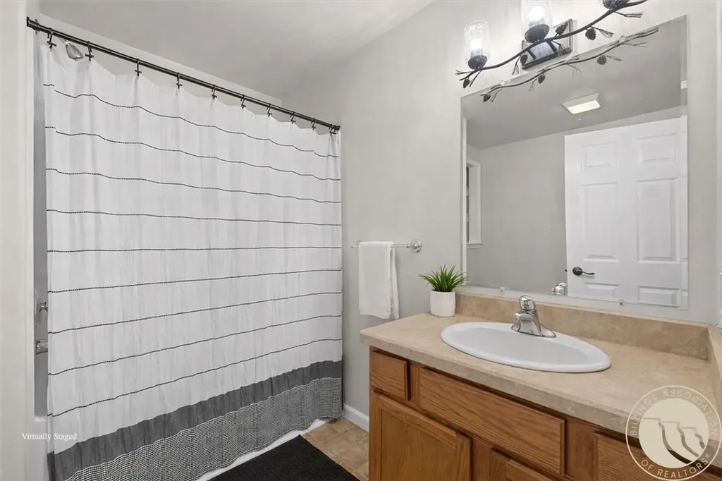 1836 Wicks Lane Billings MT 59105