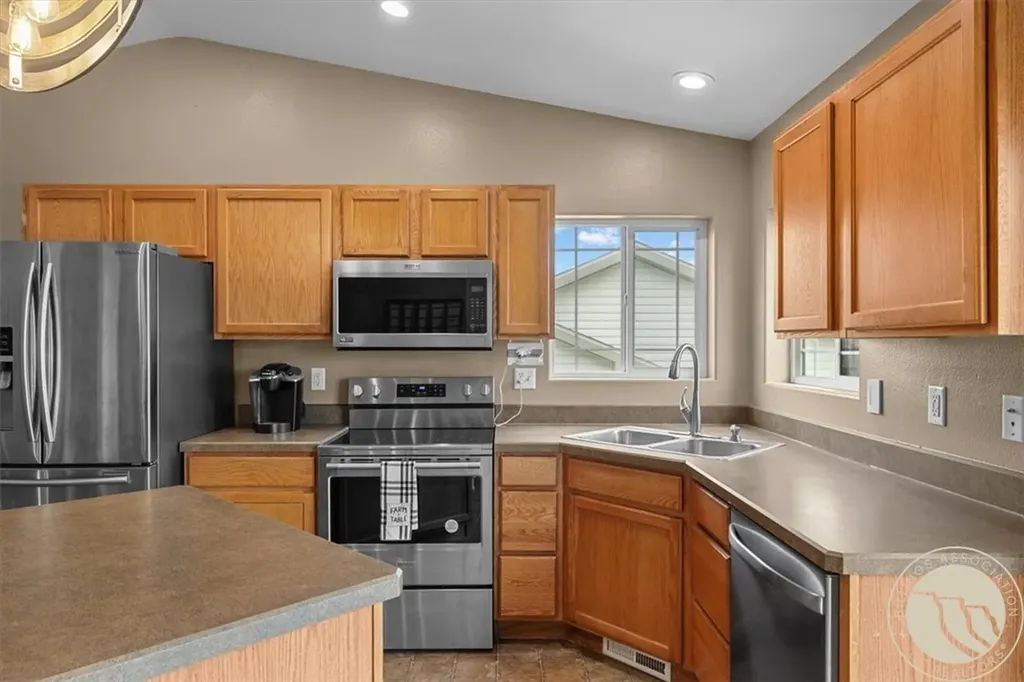 1836 Wicks Lane Billings MT 59105