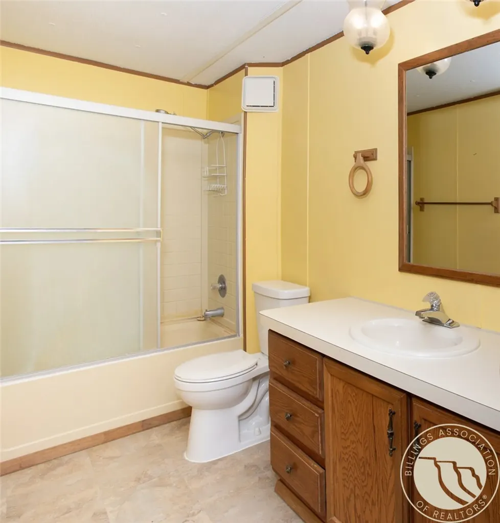 33198 Highway 313 Fort Smith MT 59075