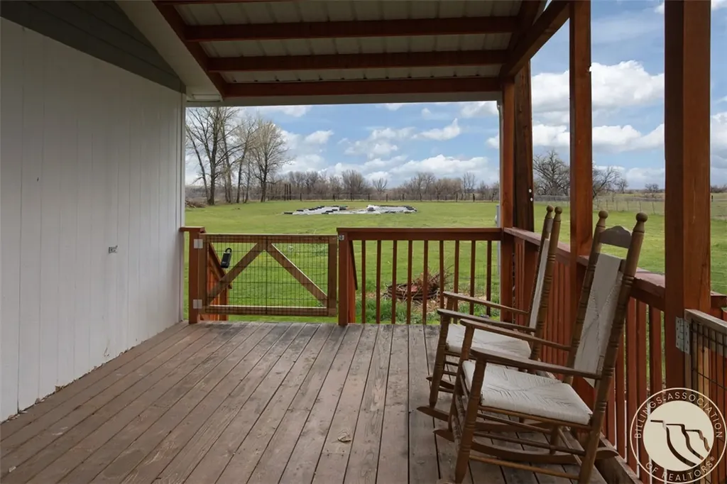 33198 Highway 313 Fort Smith MT 59075