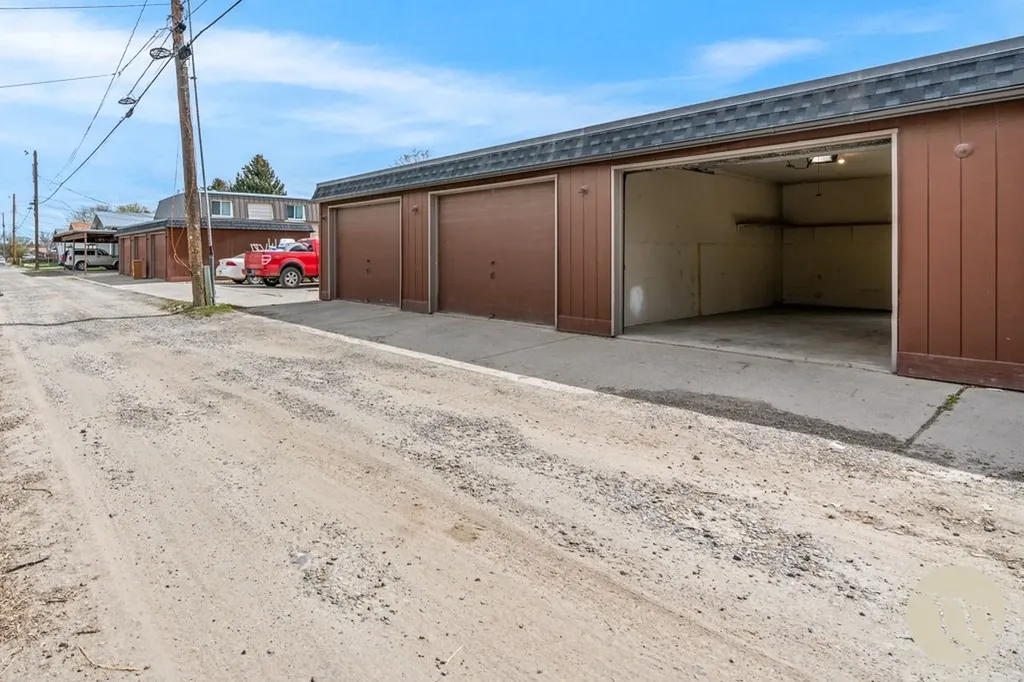 2225 Monad Road Billings MT 59102
