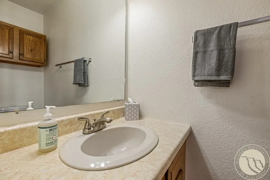 2225 Monad Road Billings MT 59102