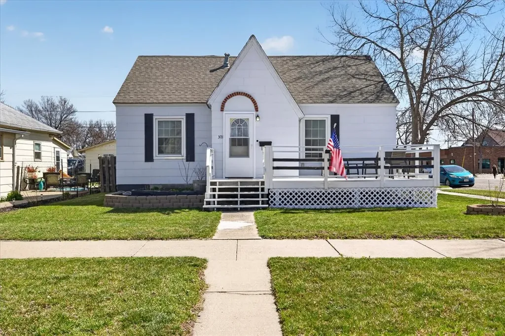 301 2nd Avenue Laurel MT 59044