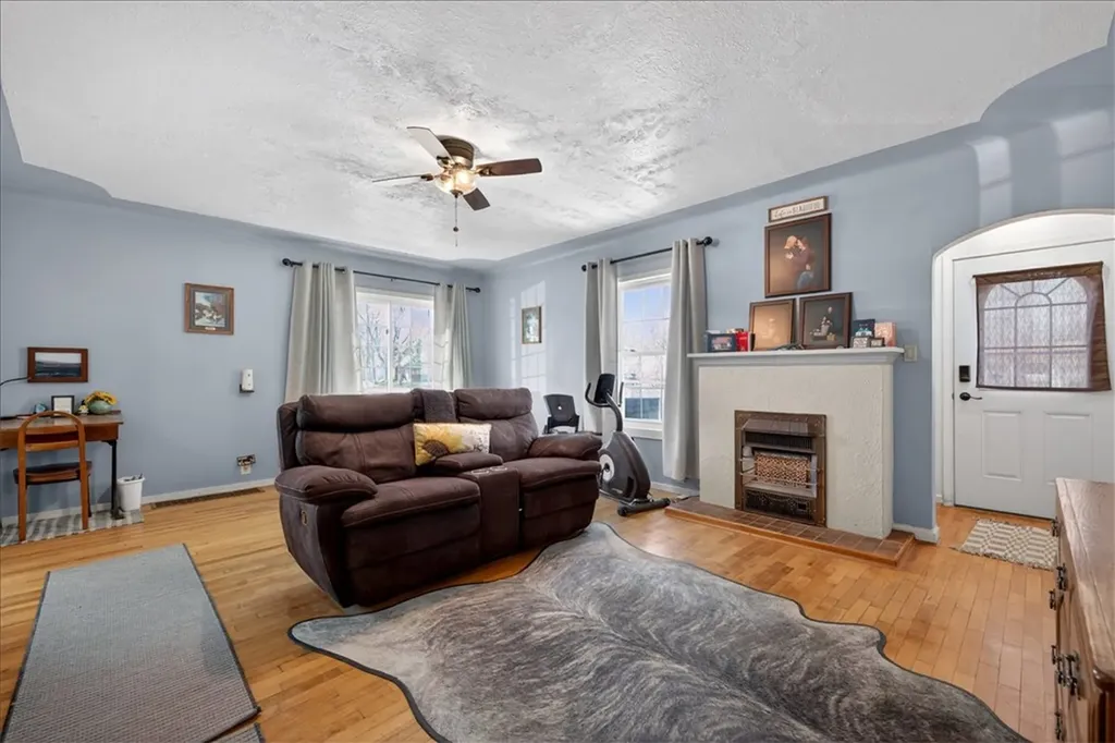 301 2nd Avenue Laurel MT 59044