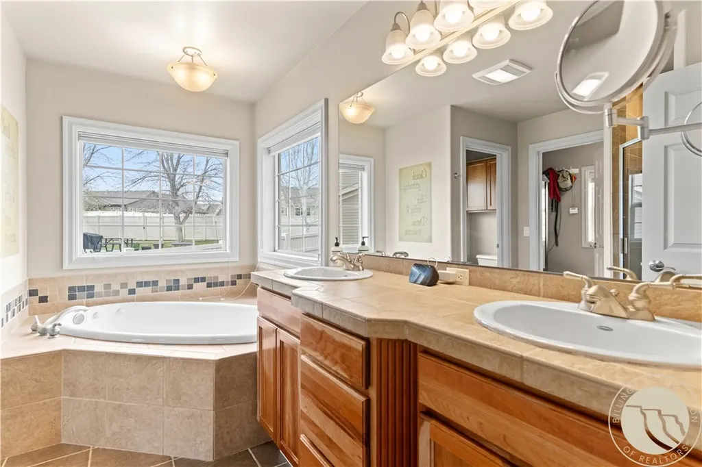 1813 Chandelier Circle Billings MT 59106