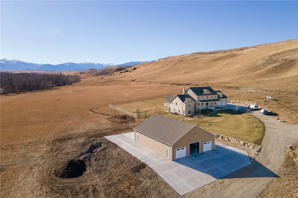 104 Running River Way Absarokee MT 59001