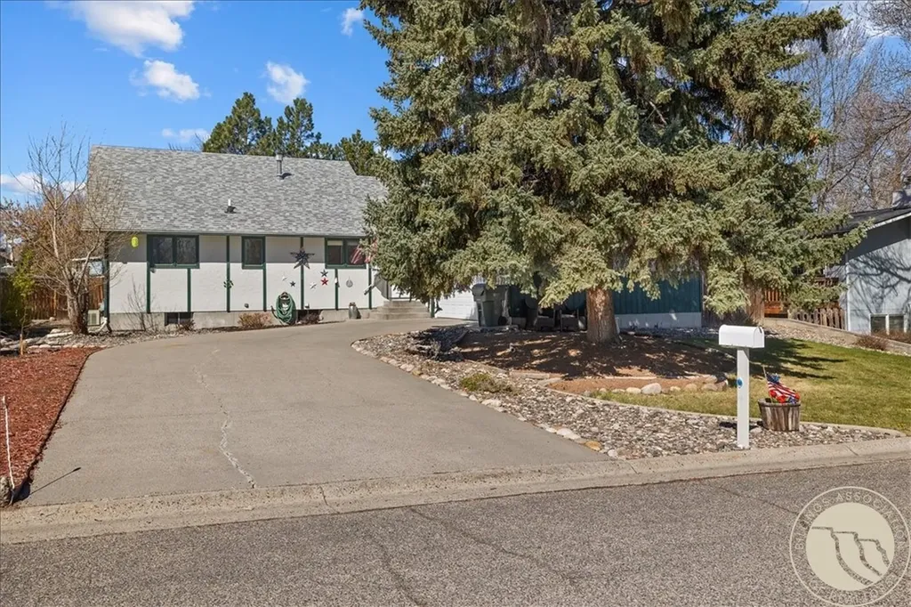 730 Sapphire Avenue Billings MT 59105