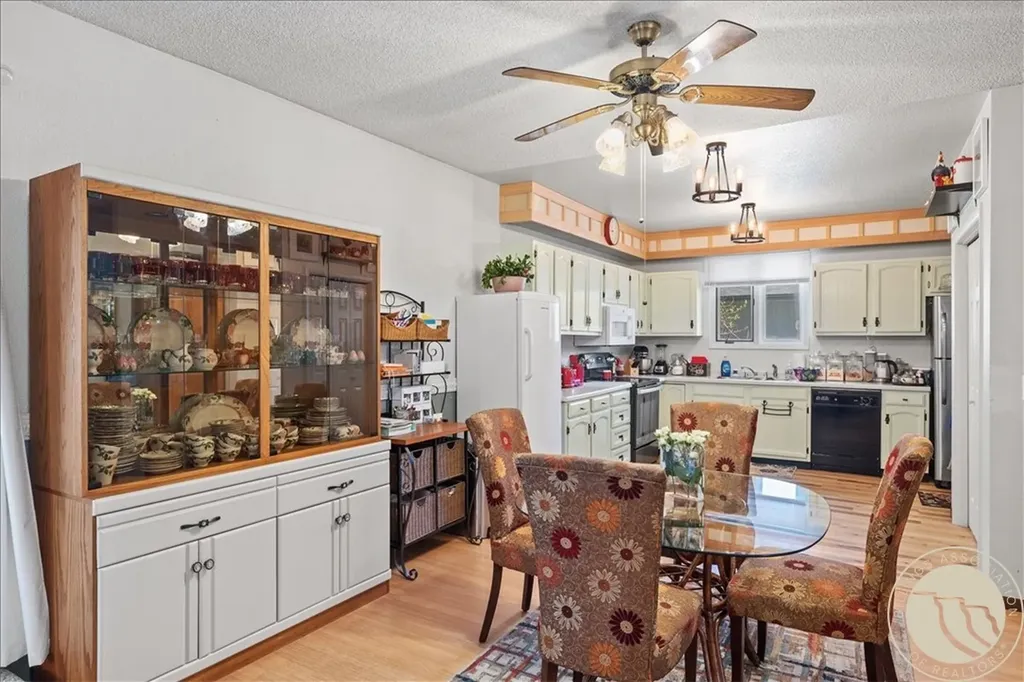 730 Sapphire Avenue Billings MT 59105