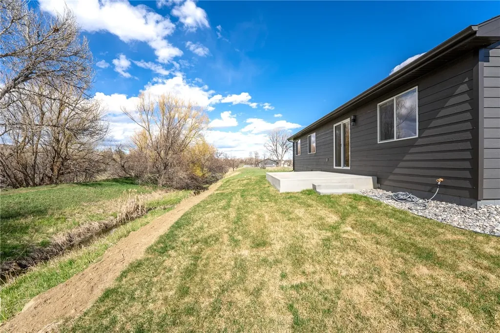 2701 Strapper Lane Billings MT 59105