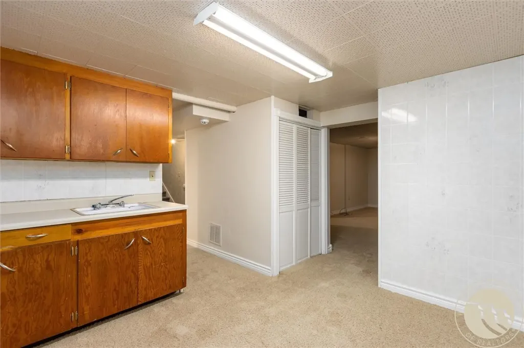 1405 Avenue F Billings MT 59102