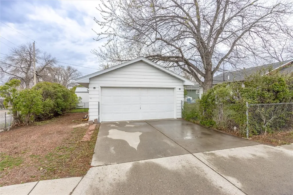 1021 W 25th Street W Billings MT 59102