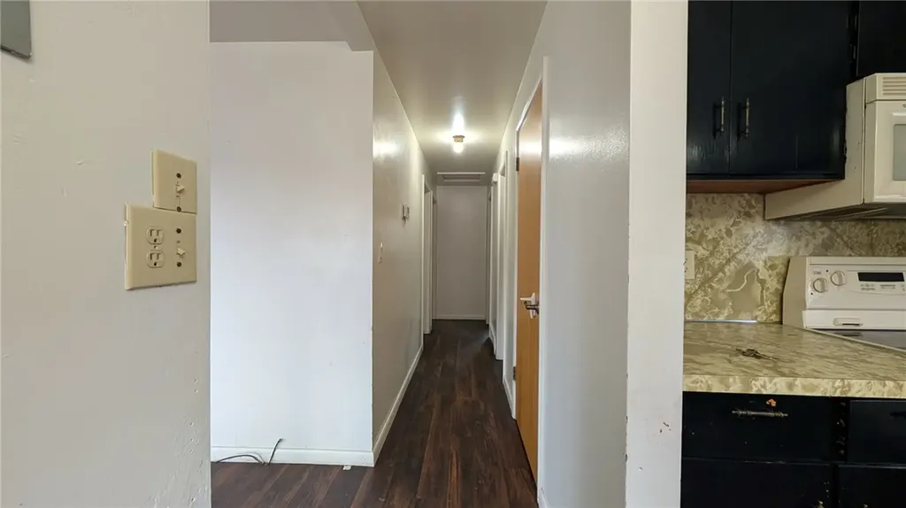 131 Maple Avenue Glendive MT 59330