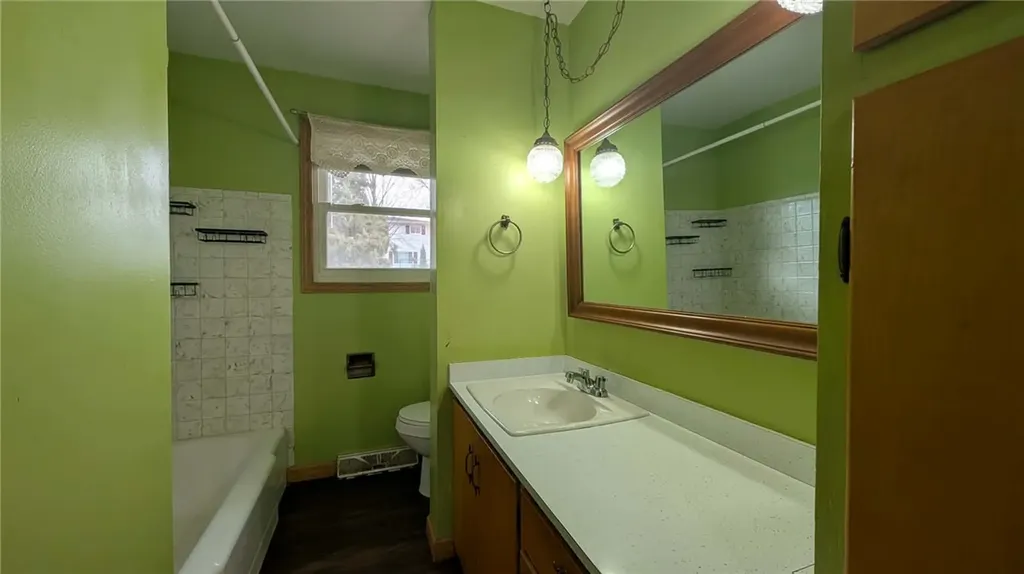 131 Maple Avenue Glendive MT 59330