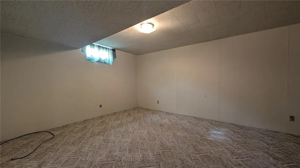 131 Maple Avenue Glendive MT 59330