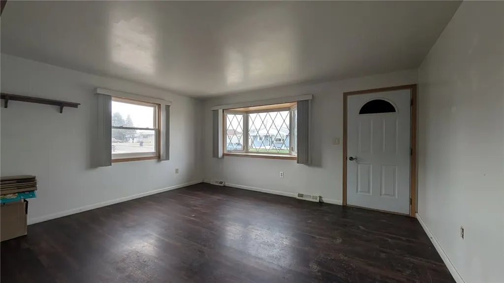 131 Maple Avenue Glendive MT 59330